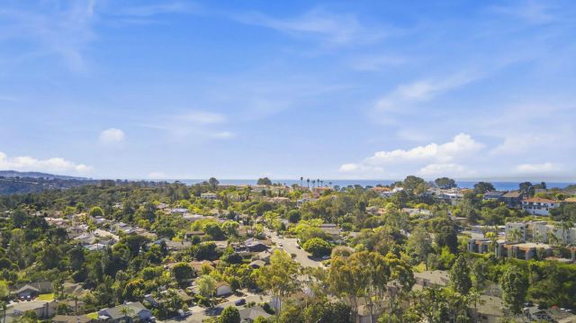 13788 Ruette Le Parc D, Del Mar, CA 92014