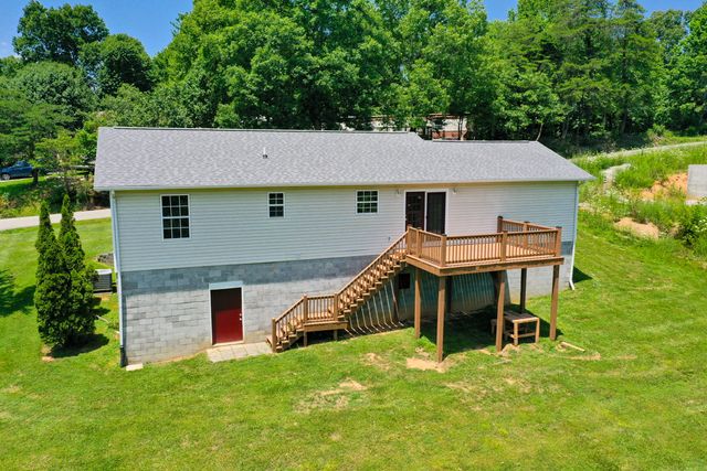 491 Hopkins Cemetery Road, Lily, KY 40740