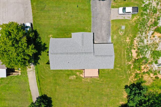491 Hopkins Cemetery Road, Lily, KY 40740