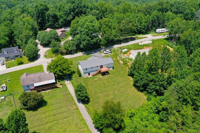 491 Hopkins Cemetery Road, Lily, KY 40740