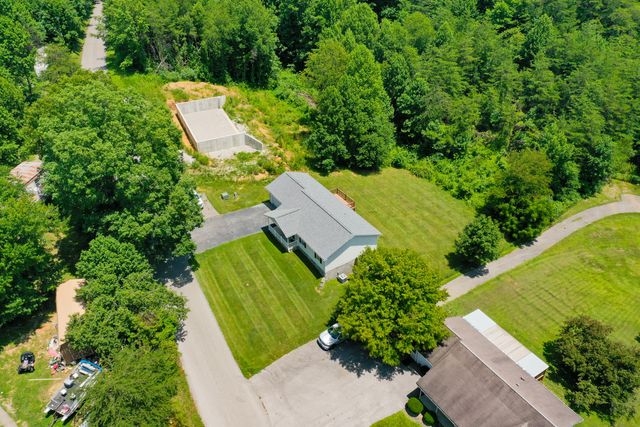 491 Hopkins Cemetery Road, Lily, KY 40740