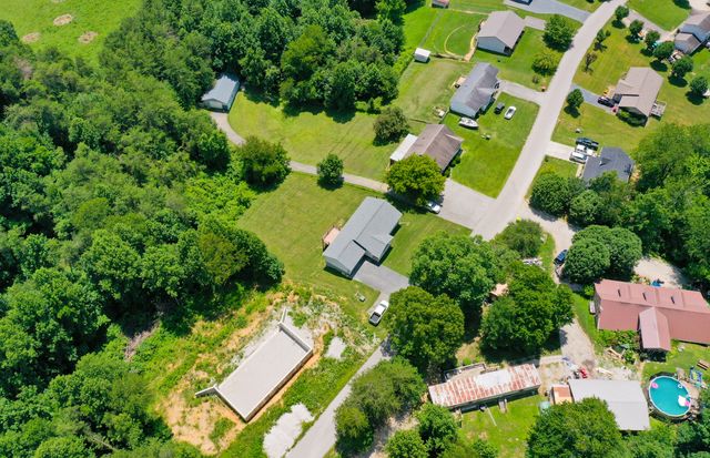491 Hopkins Cemetery Road, Lily, KY 40740