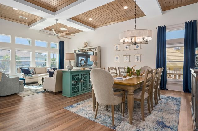 6 Flamingo, Rockport, TX 78382