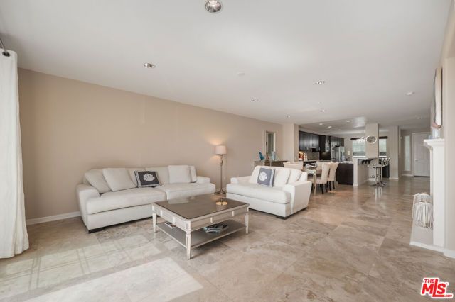 1542 Seabridge Lane, Oxnard, CA 93035