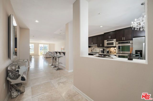 1542 Seabridge Lane, Oxnard, CA 93035