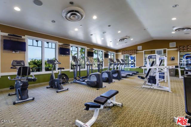 1542 Seabridge Lane, Oxnard, CA 93035