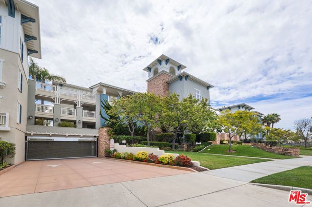 1542 Seabridge Lane, Oxnard, CA 93035