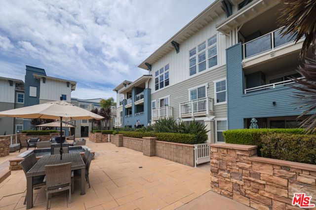 1542 Seabridge Lane, Oxnard, CA 93035