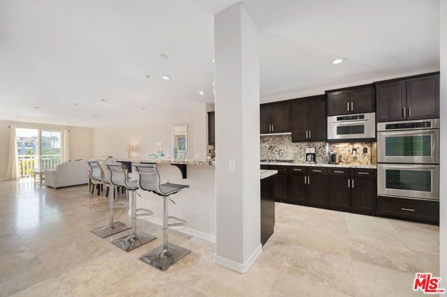 1542 Seabridge Lane, Oxnard, CA 93035