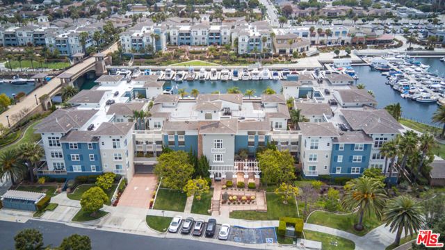 1542 Seabridge Lane, Oxnard, CA 93035