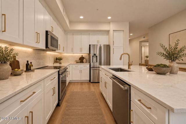 7126 E OSBORN Road 1020, Scottsdale, AZ 85251