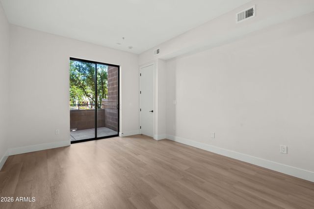 7126 E OSBORN Road 1020, Scottsdale, AZ 85251