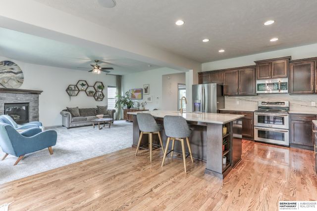 6013 S 193 Avenue, Omaha, NE 68135