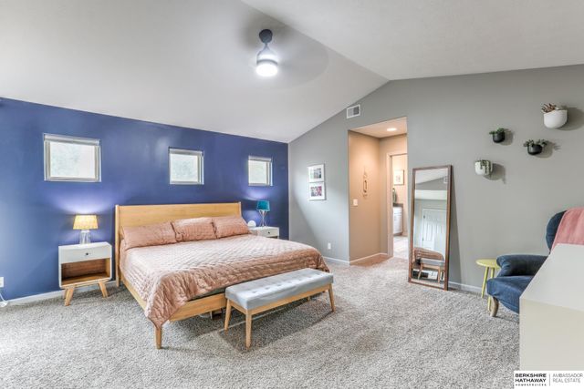 6013 S 193 Avenue, Omaha, NE 68135