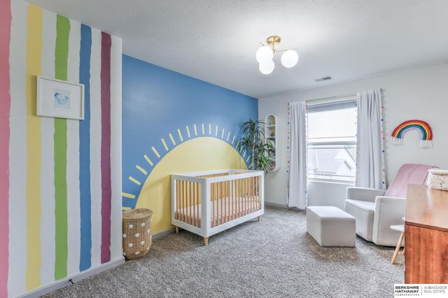 6013 S 193 Avenue, Omaha, NE 68135