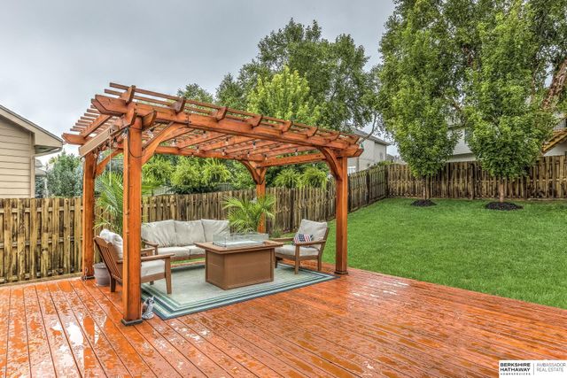 6013 S 193 Avenue, Omaha, NE 68135