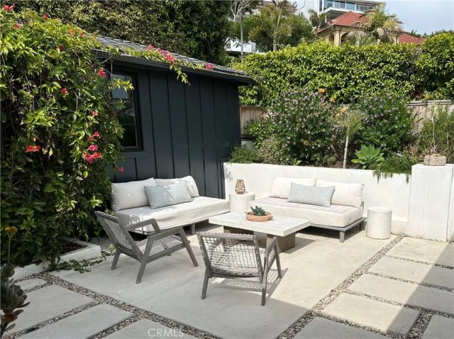 843 La Vista Drive, Laguna Beach, CA 92651
