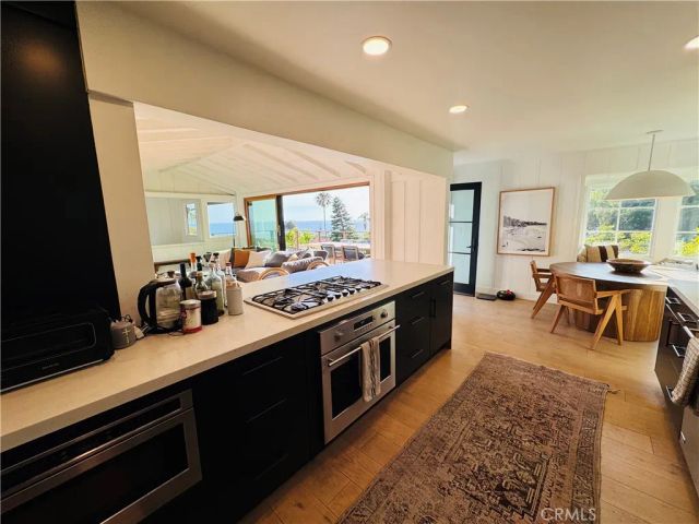 843 La Vista Drive, Laguna Beach, CA 92651