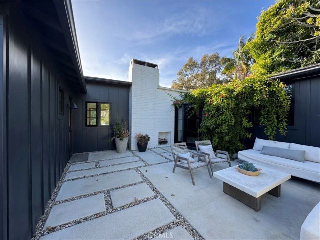 843 La Vista Drive, Laguna Beach, CA 92651