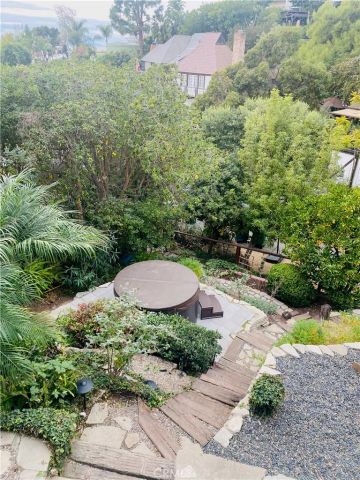 843 La Vista Drive, Laguna Beach, CA 92651