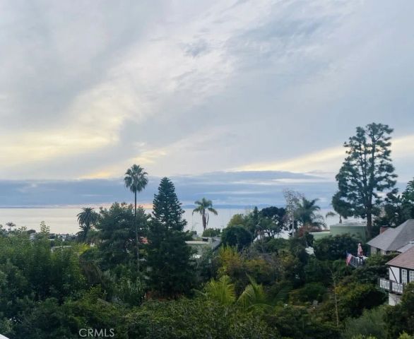 843 La Vista Drive, Laguna Beach, CA 92651