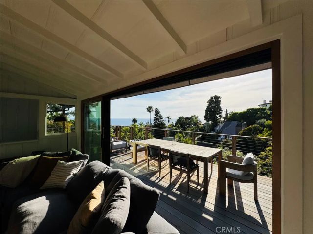 843 La Vista Drive, Laguna Beach, CA 92651
