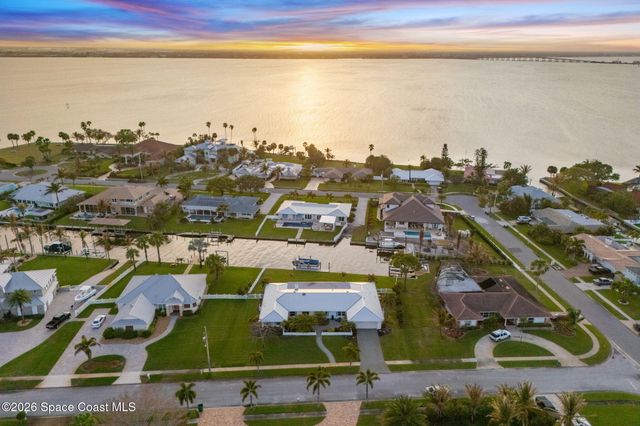 2395 Brookside Way, Indialantic, FL 32903