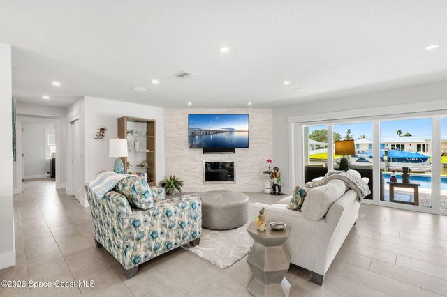 2395 Brookside Way, Indialantic, FL 32903