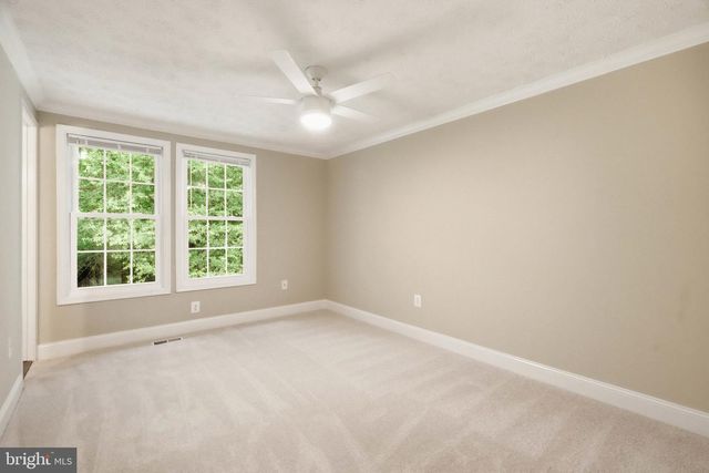 310 SHADY GLEN DR, Capitol Heights, MD 20743
