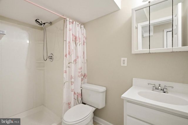 310 SHADY GLEN DR, Capitol Heights, MD 20743