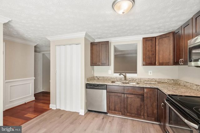 310 SHADY GLEN DR, Capitol Heights, MD 20743