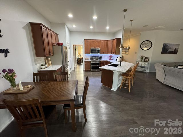 4851 Summerside Drive, Lake Wylie, SC 29710