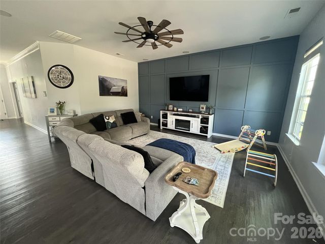 4851 Summerside Drive, Lake Wylie, SC 29710