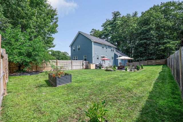 38 Theresa Avenue, Salem, NH 03079