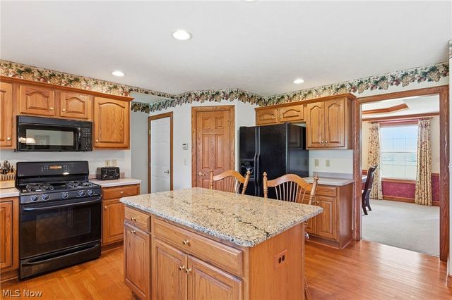 10030 Kile Road, Chardon, OH 44024
