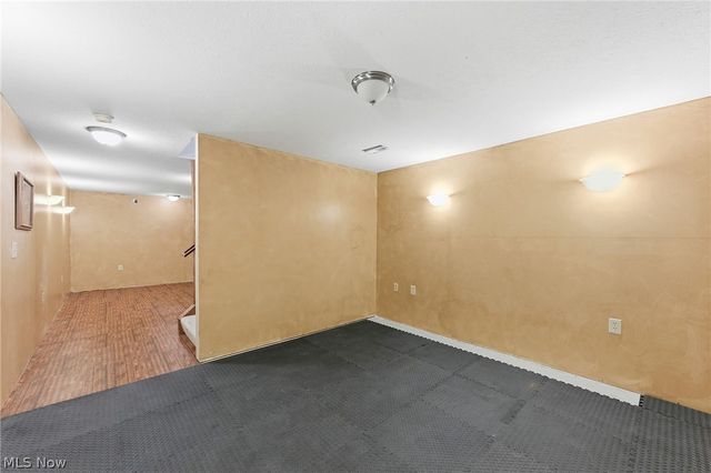 10030 Kile Road, Chardon, OH 44024