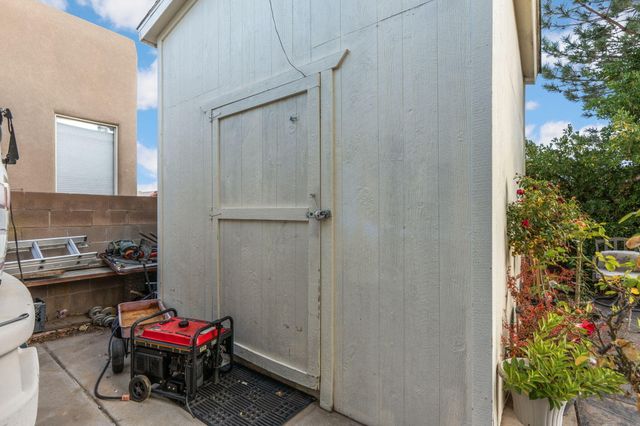 4520 Derby Court NW, Albuquerque, NM 87114