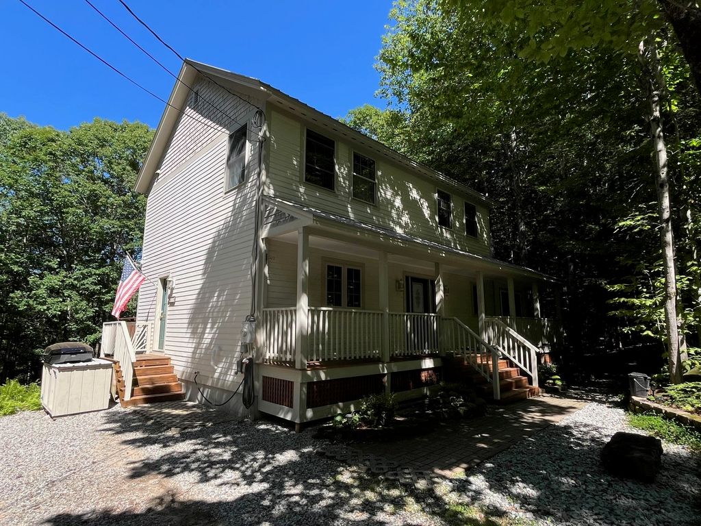 148 Brenner Drive, Conway, NH 03818