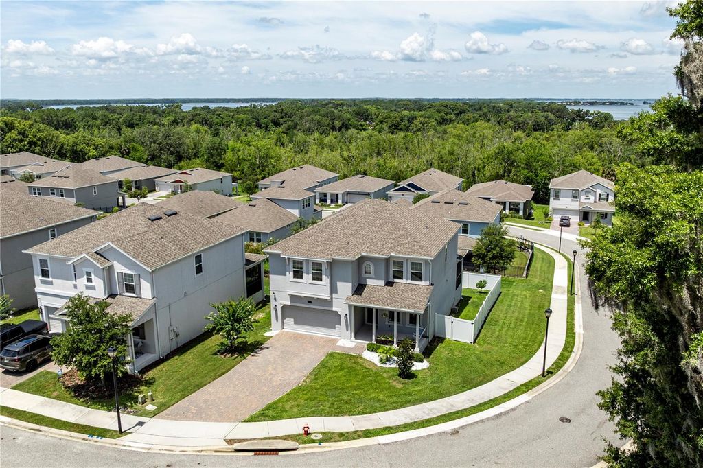 1131 DORA PARC LANE, Mount Dora, FL 32757