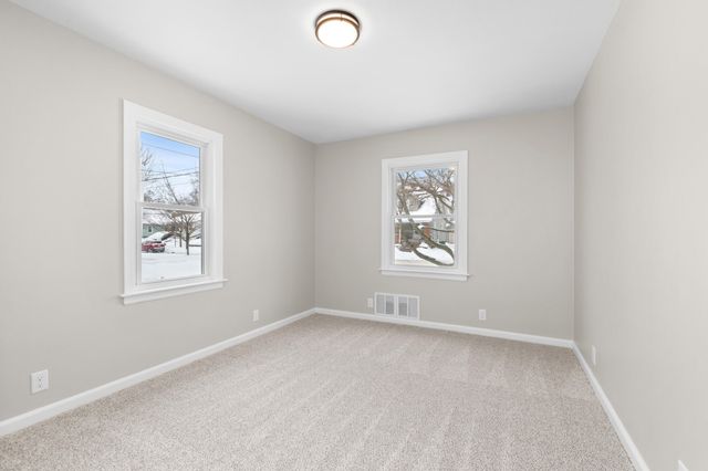 1538 Powers Avenue Nw, Grand Rapids Twp, MI 49504