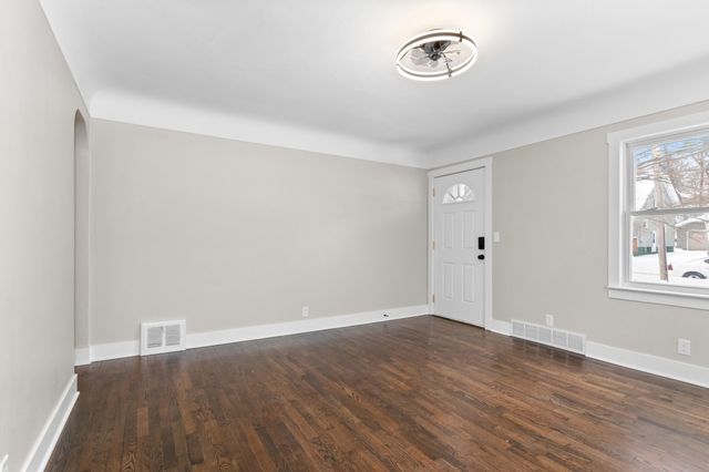 1538 Powers Avenue Nw, Grand Rapids Twp, MI 49504