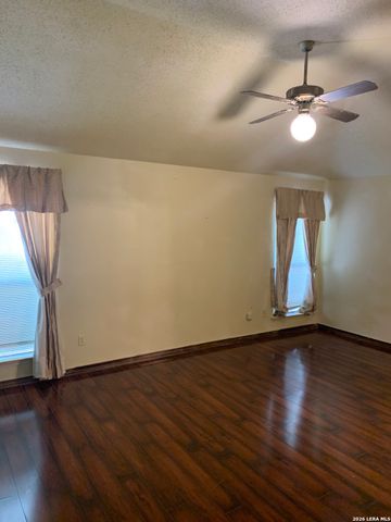 3518 herron, San Antonio, TX 78217