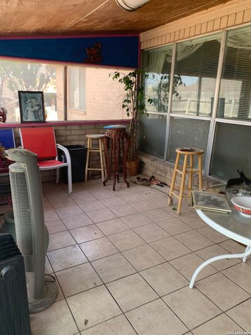 3518 herron, San Antonio, TX 78217