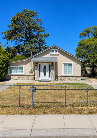 517 Rimmer Ave, Sacramento, CA 95834