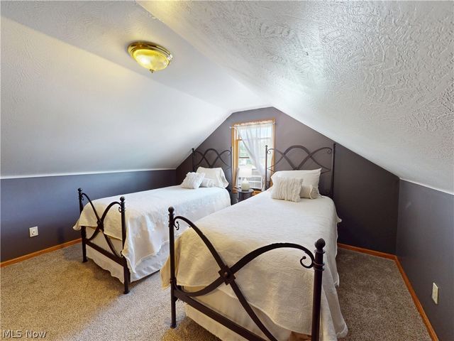 2414 Lakeside Avenue NW, Canton, OH 44708
