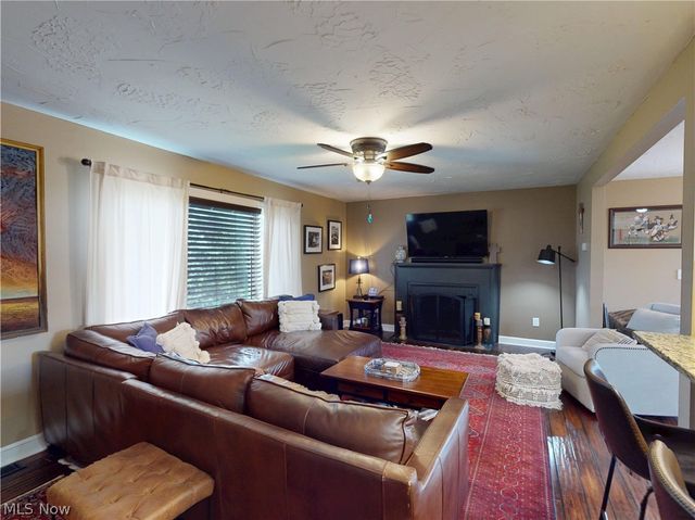 2414 Lakeside Avenue NW, Canton, OH 44708
