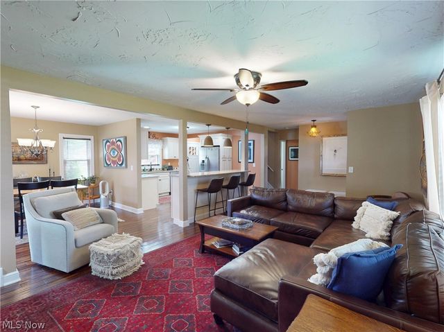 2414 Lakeside Avenue NW, Canton, OH 44708