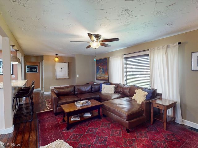 2414 Lakeside Avenue NW, Canton, OH 44708
