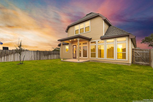 142 Secretariat, Castroville, TX 78009