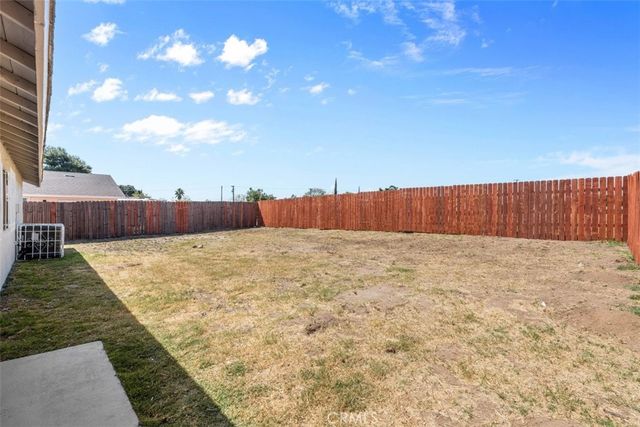 2864 Colima, San Bernardino, CA 92407